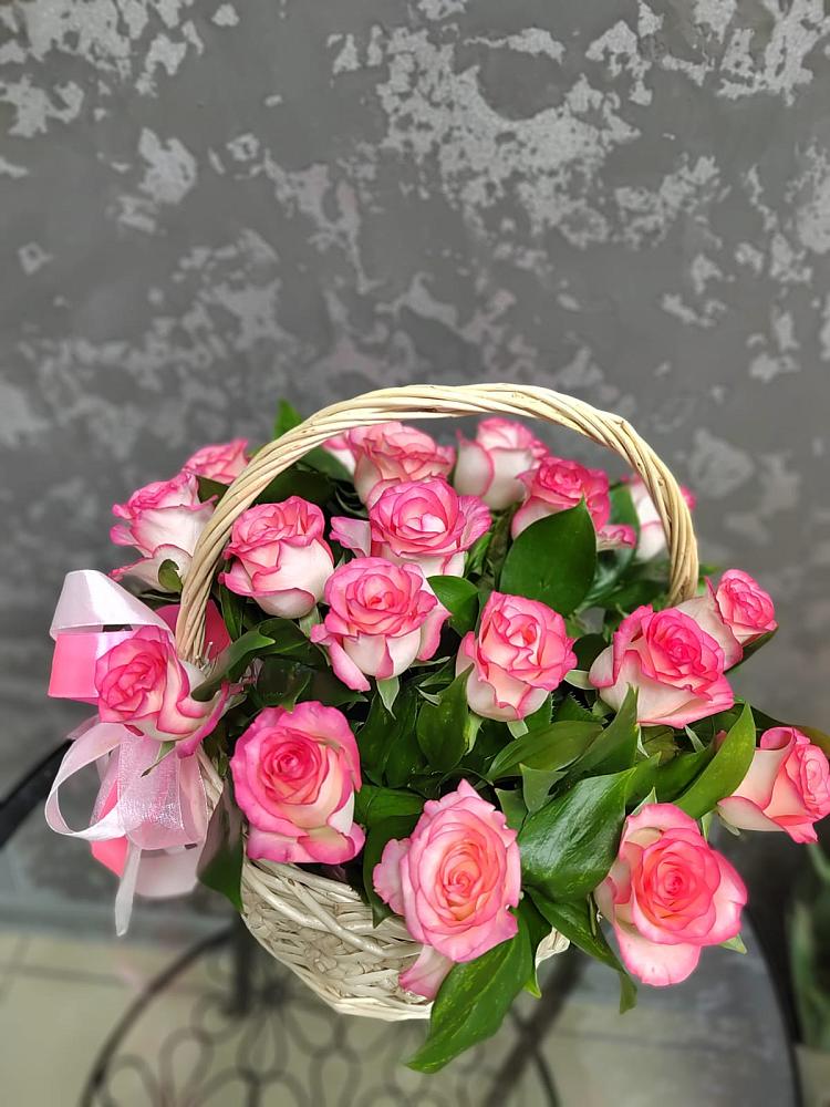 Цветочная композиция из Розы в корзине в Анциферово