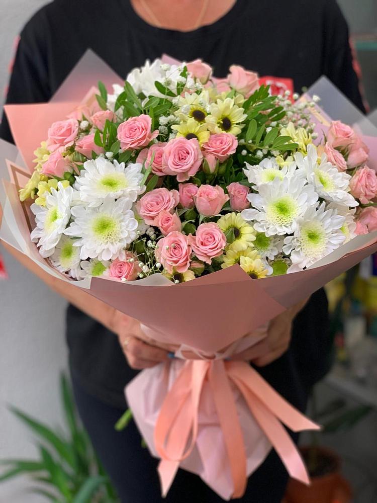 Букет цветов из: Розы и Хризантемы в Анциферово