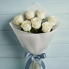 Букет 7 Белых роз Эдлесс Лав в Анциферово