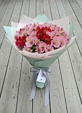 Букет цветов из:  Альстромерии в Анциферово