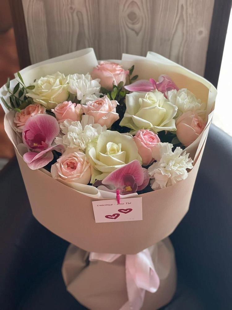 Букет цветов из: Орхидеи, Розы и Гвоздики в Анциферово