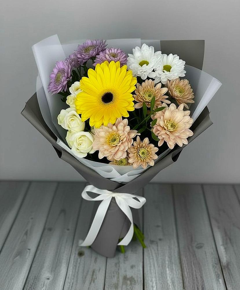 Букет цветов из: Розы, Герберы и Хризантемы в Анциферово