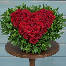 Цветочная композиция из Розы в виде сердца в Анциферово