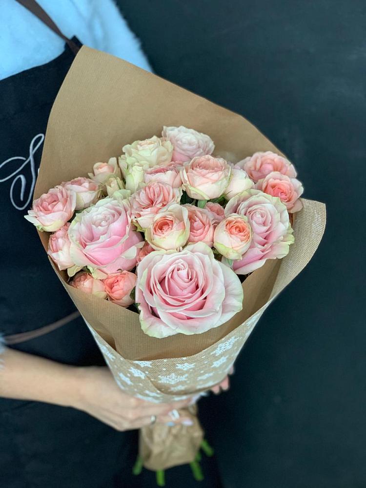 Букет цветов из: Хризантемы и Розы в Анциферово