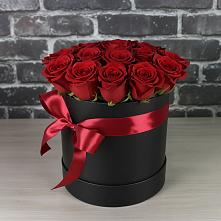 Цветочная композиция из Розы в шляпной коробке #REPLACE_PRED# Анциферово