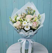 Букет цветов из:  Розы и Лизиантусы #REPLACE_PRED# Анциферово