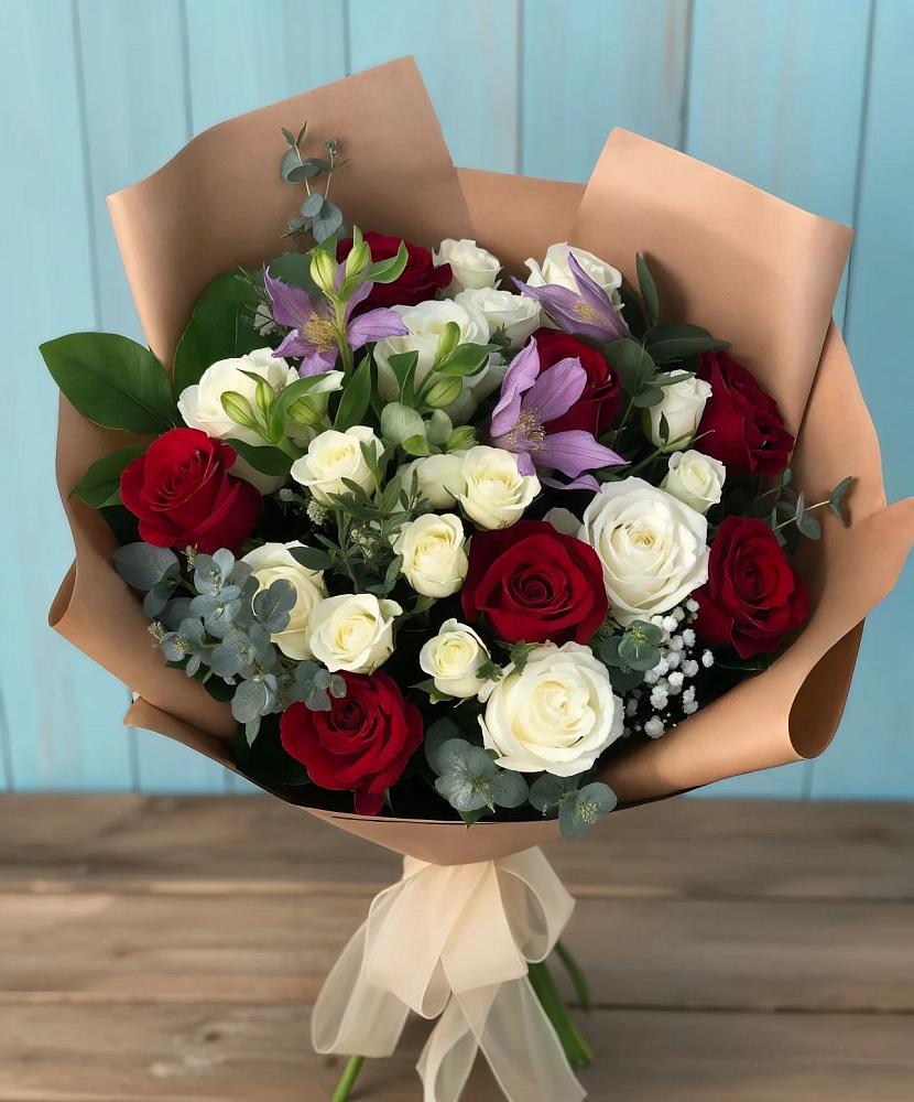 Букет цветов из: Розы и Альстромерии в Анциферово