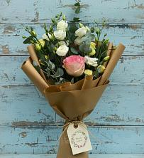 Букет цветов из:  Розы и Лизиантусы в Анциферово