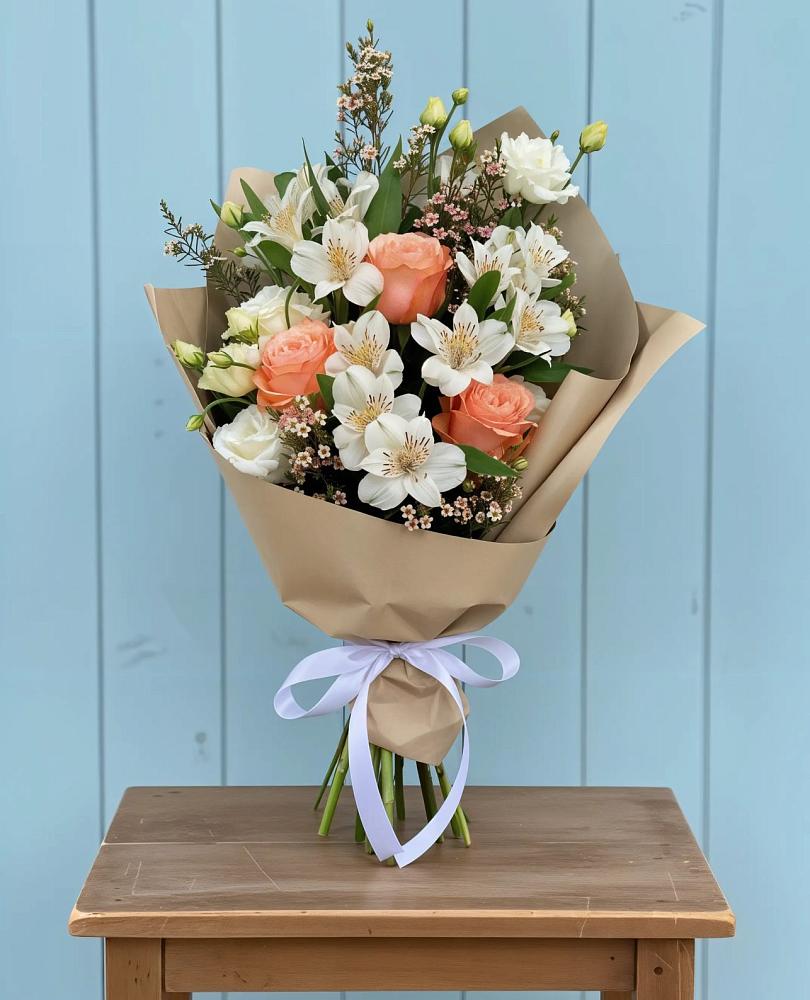 Букет цветов из: Альстромерии, Лизиантусы, Розы и Хризантемы в Анциферово