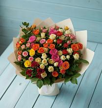 Букет Микс из разноцветных кустовых роз в Анциферово