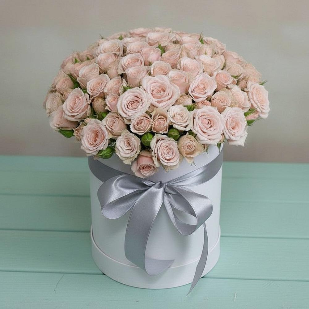 Цветочная композиция из Розы в шляпной коробке в Анциферово